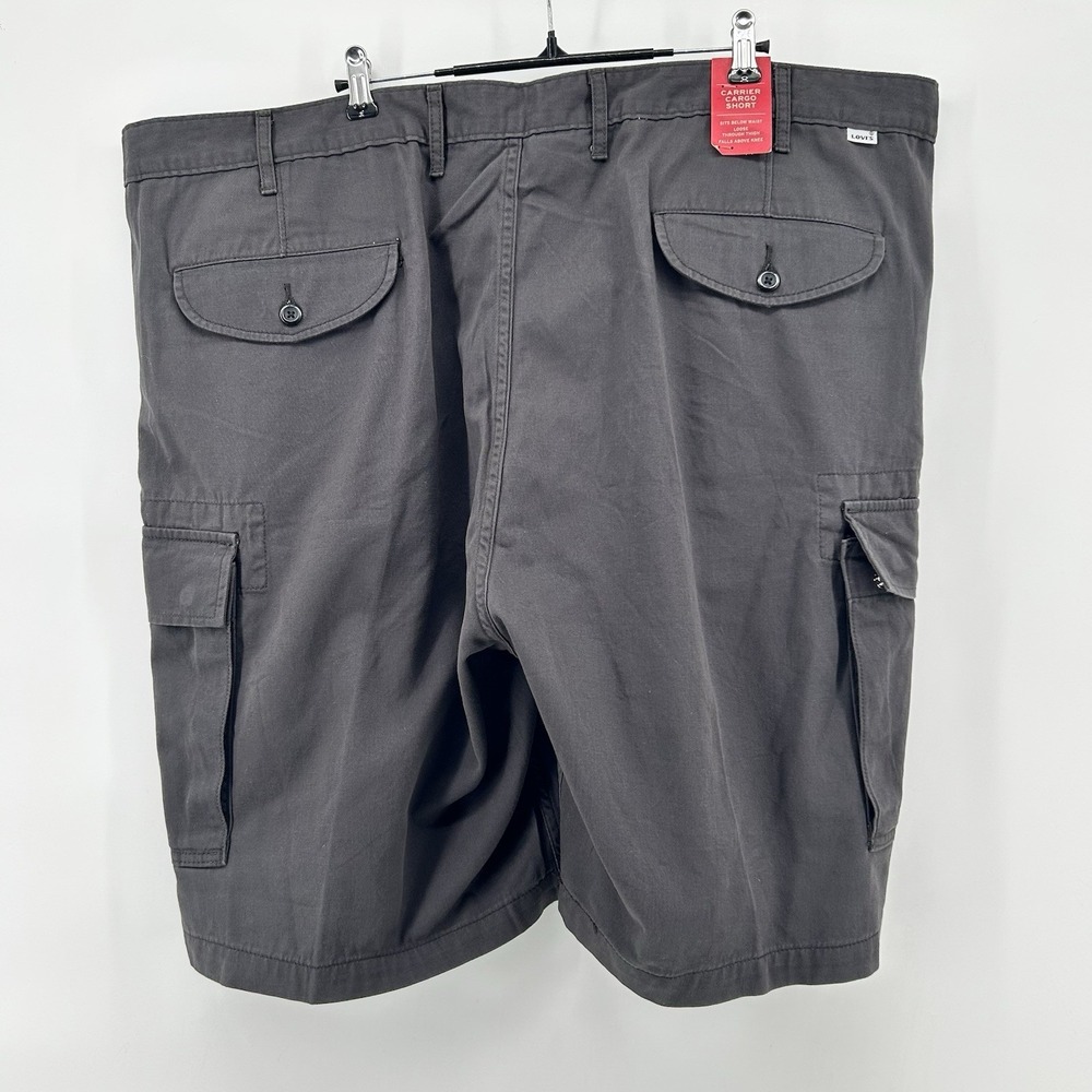 Levis Carrier Cargo Shorts Mens 46x10 Gray Utility Snap Pocket Hiking Travel NWT - Picture 3 of 13